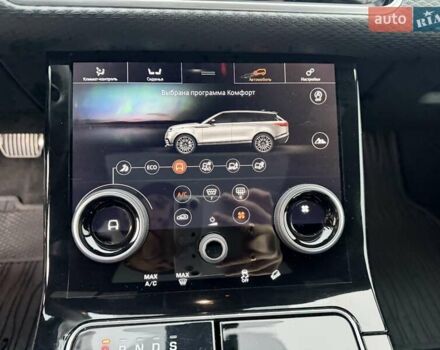 Білий Ленд Ровер Рендж Ровер Велар, об'ємом двигуна 2 л та пробігом 208 тис. км за 29999 $, фото 25 на Automoto.ua
