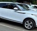 Білий Ленд Ровер Рендж Ровер Велар, об'ємом двигуна 2 л та пробігом 122 тис. км за 27600 $, фото 3 на Automoto.ua