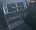 Білий Ленд Ровер Рендж Ровер Велар, об'ємом двигуна 2 л та пробігом 157 тис. км за 34999 $, фото 117 на Automoto.ua