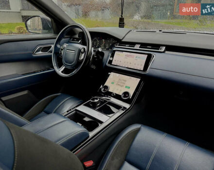 Белый Ленд Ровер Рендж Ровер Велар, объемом двигателя 2 л и пробегом 130 тыс. км за 32500 $, фото 59 на Automoto.ua