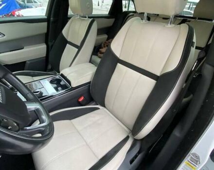 Білий Ленд Ровер Рендж Ровер Велар, об'ємом двигуна 2 л та пробігом 78 тис. км за 35900 $, фото 15 на Automoto.ua