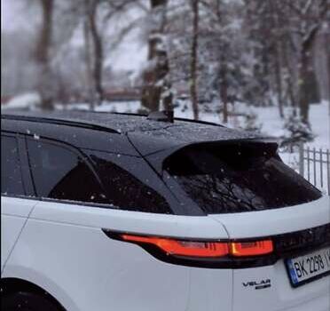 Белый Ленд Ровер Рендж Ровер Велар, объемом двигателя 3 л и пробегом 33 тыс. км за 42300 $, фото 6 на Automoto.ua