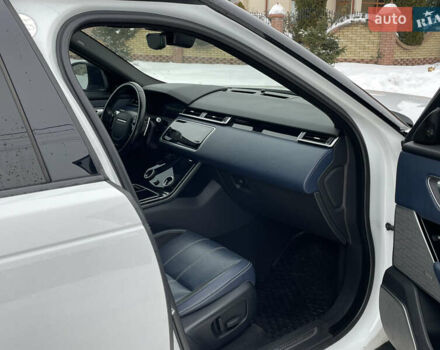 Белый Ленд Ровер Рендж Ровер Велар, объемом двигателя 2 л и пробегом 155 тыс. км за 29500 $, фото 21 на Automoto.ua