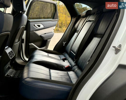 Белый Ленд Ровер Рендж Ровер Велар, объемом двигателя 2 л и пробегом 134 тыс. км за 33999 $, фото 58 на Automoto.ua