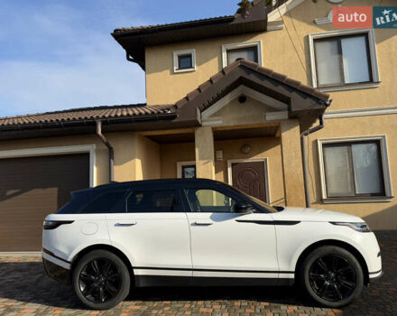 Белый Ленд Ровер Рендж Ровер Велар, объемом двигателя 2 л и пробегом 127 тыс. км за 29500 $, фото 6 на Automoto.ua