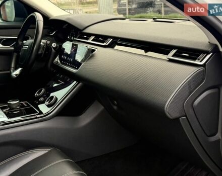 Білий Ленд Ровер Рендж Ровер Велар, об'ємом двигуна 2 л та пробігом 110 тис. км за 38500 $, фото 33 на Automoto.ua