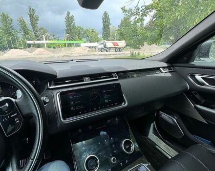 Білий Ленд Ровер Рендж Ровер Велар, об'ємом двигуна 3 л та пробігом 175 тис. км за 21000 $, фото 3 на Automoto.ua