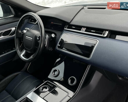 Белый Ленд Ровер Рендж Ровер Велар, объемом двигателя 2 л и пробегом 155 тыс. км за 29500 $, фото 17 на Automoto.ua