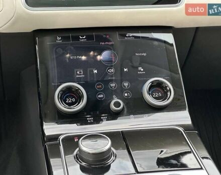 Белый Ленд Ровер Рендж Ровер Велар, объемом двигателя 2.99 л и пробегом 106 тыс. км за 43900 $, фото 26 на Automoto.ua