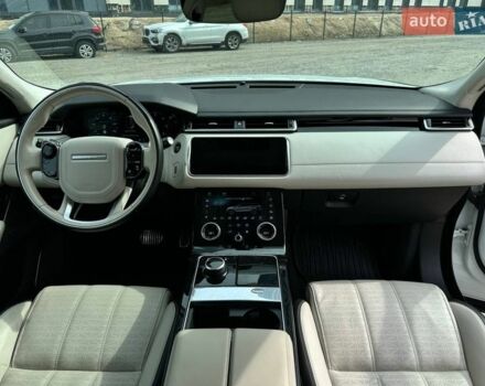 Белый Ленд Ровер Рендж Ровер Велар, объемом двигателя 2.99 л и пробегом 106 тыс. км за 39900 $, фото 12 на Automoto.ua