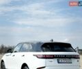 Білий Ленд Ровер Рендж Ровер Велар, об'ємом двигуна 2 л та пробігом 134 тис. км за 28999 $, фото 10 на Automoto.ua