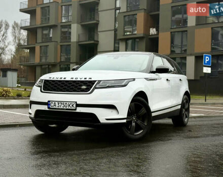 Белый Ленд Ровер Рендж Ровер Велар, объемом двигателя 2 л и пробегом 130 тыс. км за 32500 $, фото 25 на Automoto.ua