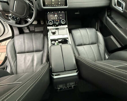 Белый Ленд Ровер Рендж Ровер Велар, объемом двигателя 2 л и пробегом 87 тыс. км за 33300 $, фото 21 на Automoto.ua