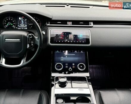 Білий Ленд Ровер Рендж Ровер Велар, об'ємом двигуна 2 л та пробігом 110 тис. км за 38500 $, фото 42 на Automoto.ua