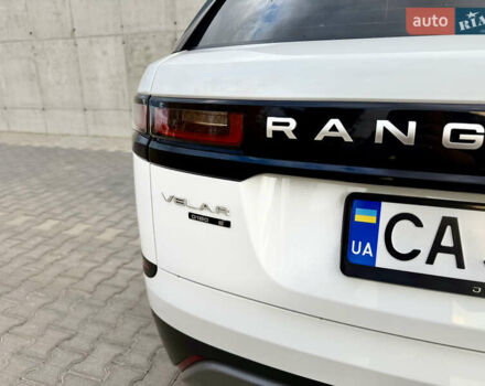 Белый Ленд Ровер Рендж Ровер Велар, объемом двигателя 2 л и пробегом 134 тыс. км за 33999 $, фото 43 на Automoto.ua