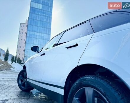 Белый Ленд Ровер Рендж Ровер Велар, объемом двигателя 2 л и пробегом 134 тыс. км за 29999 $, фото 35 на Automoto.ua