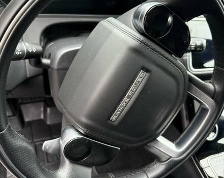 Белый Ленд Ровер Рендж Ровер Велар, объемом двигателя 2 л и пробегом 87 тыс. км за 33300 $, фото 31 на Automoto.ua