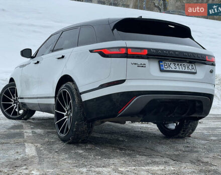 Белый Ленд Ровер Рендж Ровер Велар, объемом двигателя 2 л и пробегом 155 тыс. км за 29500 $, фото 9 на Automoto.ua