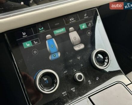 Белый Ленд Ровер Рендж Ровер Велар, объемом двигателя 2.99 л и пробегом 106 тыс. км за 39900 $, фото 26 на Automoto.ua