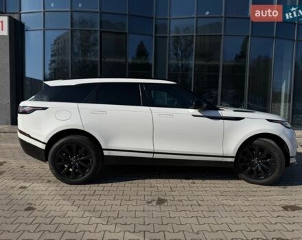 Білий Ленд Ровер Рендж Ровер Велар, об'ємом двигуна 2 л та пробігом 132 тис. км за 33000 $, фото 6 на Automoto.ua