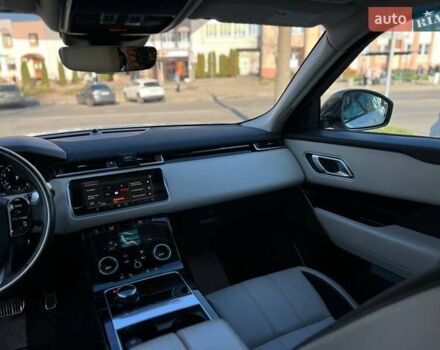 Білий Ленд Ровер Рендж Ровер Велар, об'ємом двигуна 3 л та пробігом 76 тис. км за 35999 $, фото 36 на Automoto.ua