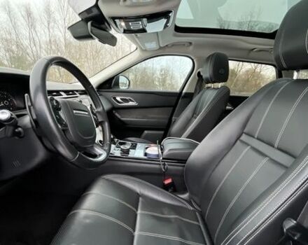 Белый Ленд Ровер Рендж Ровер Велар, объемом двигателя 2 л и пробегом 139 тыс. км за 32300 $, фото 20 на Automoto.ua