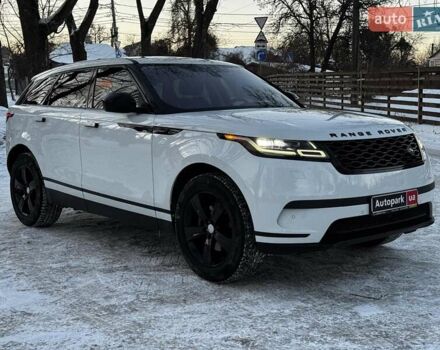 Білий Ленд Ровер Рендж Ровер Велар, об'ємом двигуна 2 л та пробігом 141 тис. км за 37690 $, фото 2 на Automoto.ua