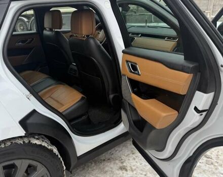 Білий Ленд Ровер Рендж Ровер Велар, об'ємом двигуна 2.99 л та пробігом 106 тис. км за 46500 $, фото 15 на Automoto.ua