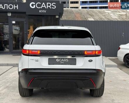 Белый Ленд Ровер Рендж Ровер Велар, объемом двигателя 2 л и пробегом 127 тыс. км за 27900 $, фото 4 на Automoto.ua