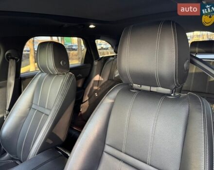 Белый Ленд Ровер Рендж Ровер Велар, объемом двигателя 3 л и пробегом 75 тыс. км за 42500 $, фото 24 на Automoto.ua