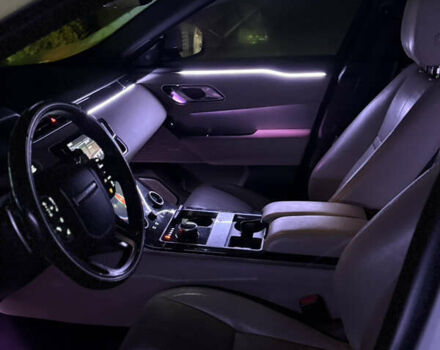 Білий Ленд Ровер Рендж Ровер Велар, об'ємом двигуна 2 л та пробігом 115 тис. км за 28800 $, фото 31 на Automoto.ua