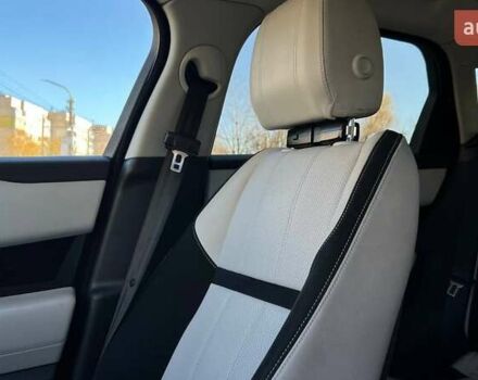 Білий Ленд Ровер Рендж Ровер Велар, об'ємом двигуна 3 л та пробігом 76 тис. км за 35999 $, фото 27 на Automoto.ua