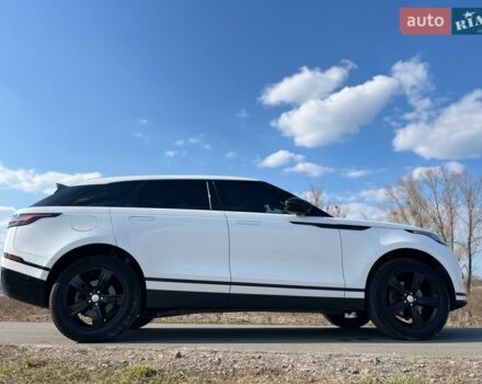 Білий Ленд Ровер Рендж Ровер Велар, об'ємом двигуна 2 л та пробігом 143 тис. км за 33500 $, фото 3 на Automoto.ua