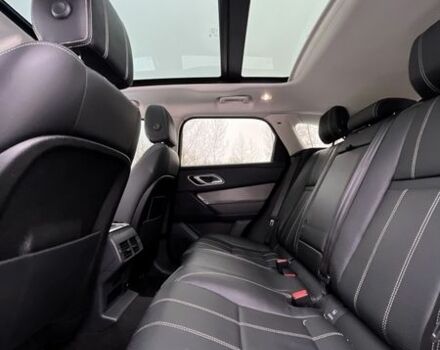 Белый Ленд Ровер Рендж Ровер Велар, объемом двигателя 2 л и пробегом 139 тыс. км за 32300 $, фото 21 на Automoto.ua