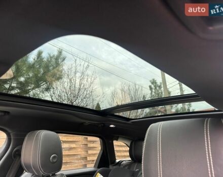 Білий Ленд Ровер Рендж Ровер Велар, об'ємом двигуна 2 л та пробігом 131 тис. км за 32000 $, фото 62 на Automoto.ua