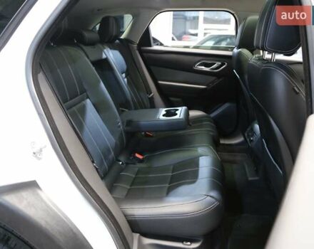 Білий Ленд Ровер Рендж Ровер Велар, об'ємом двигуна 2 л та пробігом 138 тис. км за 41900 $, фото 10 на Automoto.ua