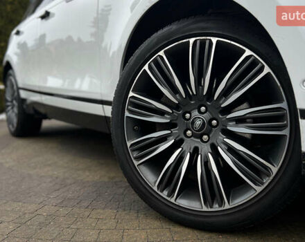 Белый Ленд Ровер Рендж Ровер Велар, объемом двигателя 3 л и пробегом 60 тыс. км за 33900 $, фото 27 на Automoto.ua