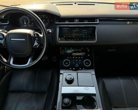 Білий Ленд Ровер Рендж Ровер Велар, об'ємом двигуна 2 л та пробігом 132 тис. км за 33000 $, фото 20 на Automoto.ua