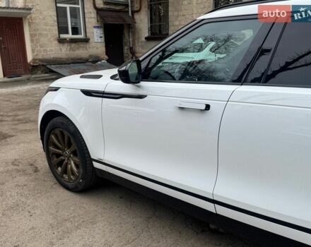 Білий Ленд Ровер Рендж Ровер Велар, об'ємом двигуна 2 л та пробігом 120 тис. км за 33000 $, фото 6 на Automoto.ua