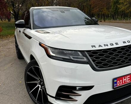 Белый Ленд Ровер Рендж Ровер Велар, объемом двигателя 2 л и пробегом 150 тыс. км за 31000 $, фото 5 на Automoto.ua