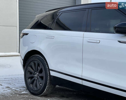 Білий Ленд Ровер Рендж Ровер Велар, об'ємом двигуна 2 л та пробігом 209 тис. км за 31999 $, фото 7 на Automoto.ua