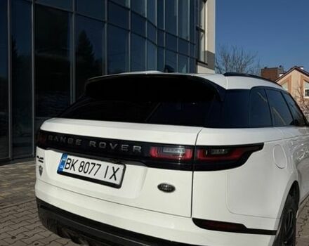 Білий Ленд Ровер Рендж Ровер Велар, об'ємом двигуна 2 л та пробігом 132 тис. км за 33000 $, фото 9 на Automoto.ua