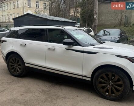 Білий Ленд Ровер Рендж Ровер Велар, об'ємом двигуна 2 л та пробігом 120 тис. км за 33000 $, фото 2 на Automoto.ua