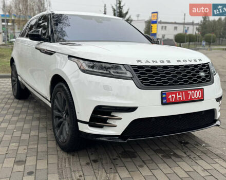 Білий Ленд Ровер Рендж Ровер Велар, об'ємом двигуна 2 л та пробігом 150 тис. км за 29900 $, фото 2 на Automoto.ua