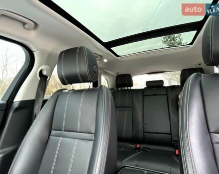 Білий Ленд Ровер Рендж Ровер Велар, об'ємом двигуна 2 л та пробігом 143 тис. км за 33500 $, фото 17 на Automoto.ua