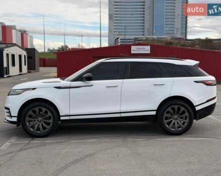 Белый Ленд Ровер Рендж Ровер Велар, объемом двигателя 2 л и пробегом 124 тыс. км за 28500 $, фото 6 на Automoto.ua