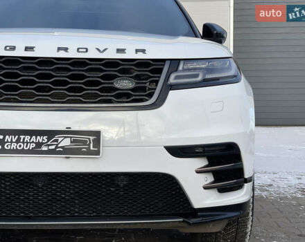 Білий Ленд Ровер Рендж Ровер Велар, об'ємом двигуна 2 л та пробігом 209 тис. км за 31999 $, фото 24 на Automoto.ua