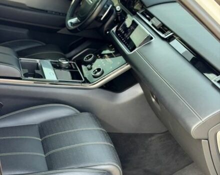 Білий Ленд Ровер Рендж Ровер Велар, об'ємом двигуна 2 л та пробігом 130 тис. км за 32200 $, фото 18 на Automoto.ua