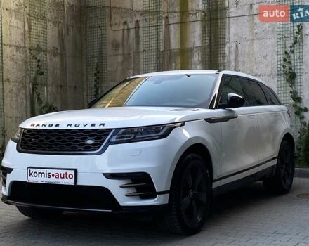 Белый Ленд Ровер Рендж Ровер Велар, объемом двигателя 2 л и пробегом 91 тыс. км за 34999 $, фото 3 на Automoto.ua