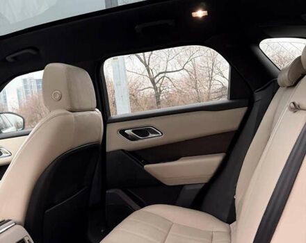 Білий Ленд Ровер Рендж Ровер Велар, об'ємом двигуна 2 л та пробігом 66 тис. км за 31000 $, фото 8 на Automoto.ua